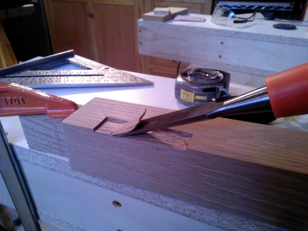 chisel_work_mortise